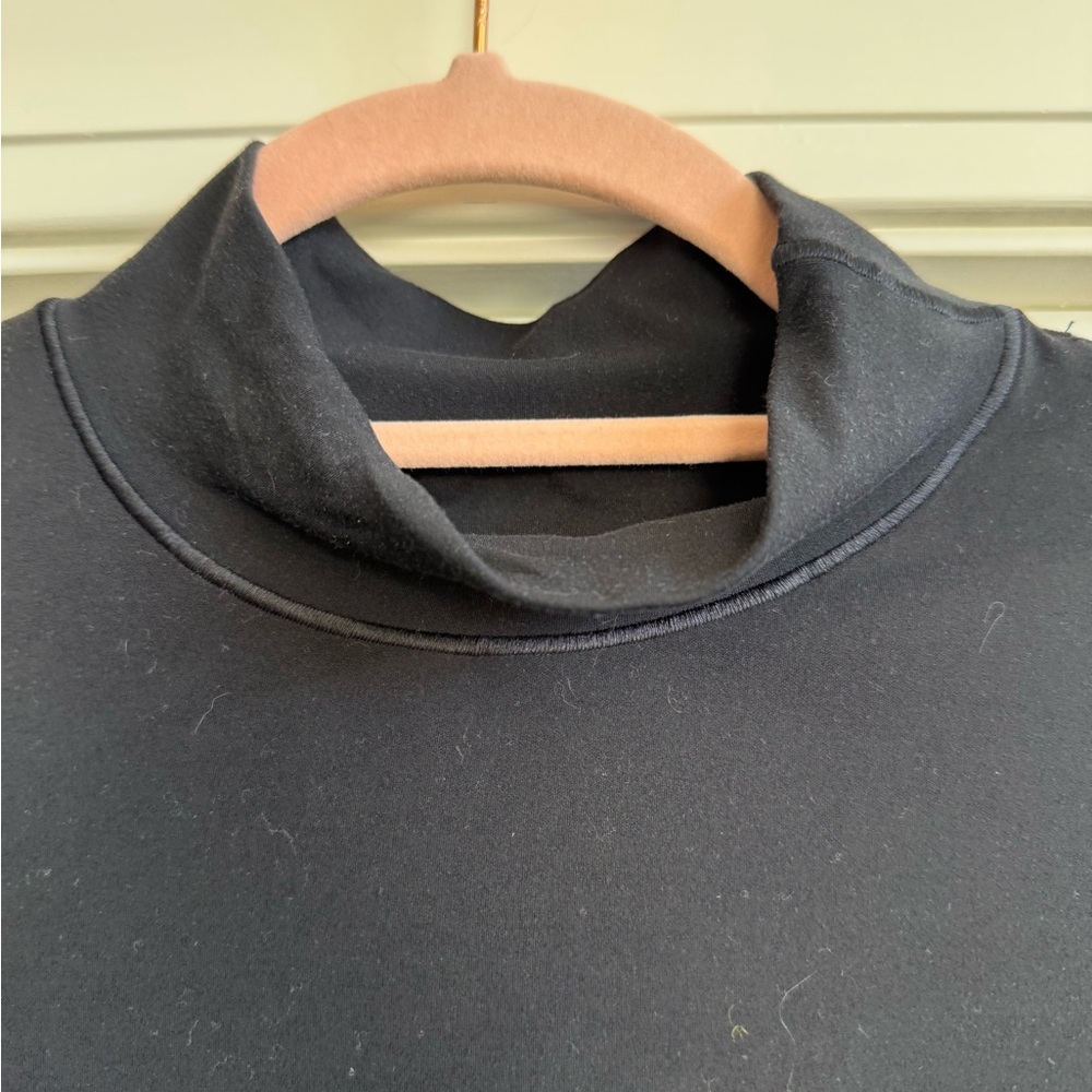 NWOT - OFFLINE by Aerie Base Layer Mock Neck Turtleneck. - Picture 4 of 7